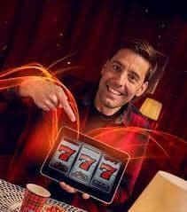 hokipalace slot live dealer studio with professional croupiers